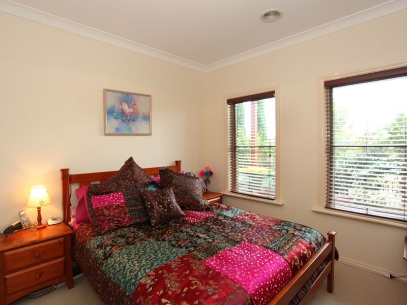 10 Spring Circuit, Pakenham VIC 3810