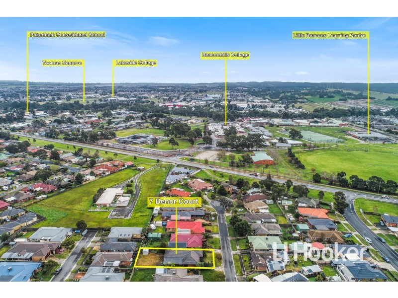 7 Benor Court, Pakenham VIC 3810