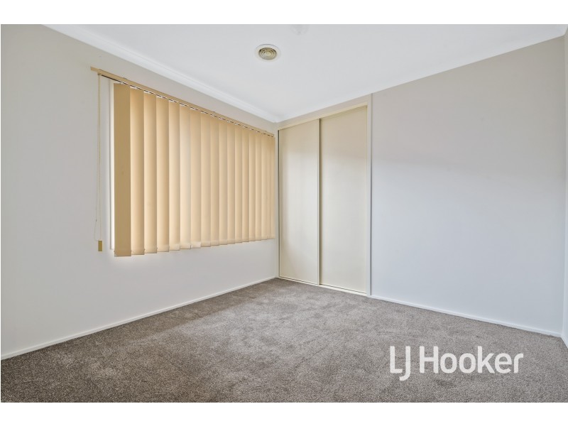 7 Benor Court, Pakenham VIC 3810