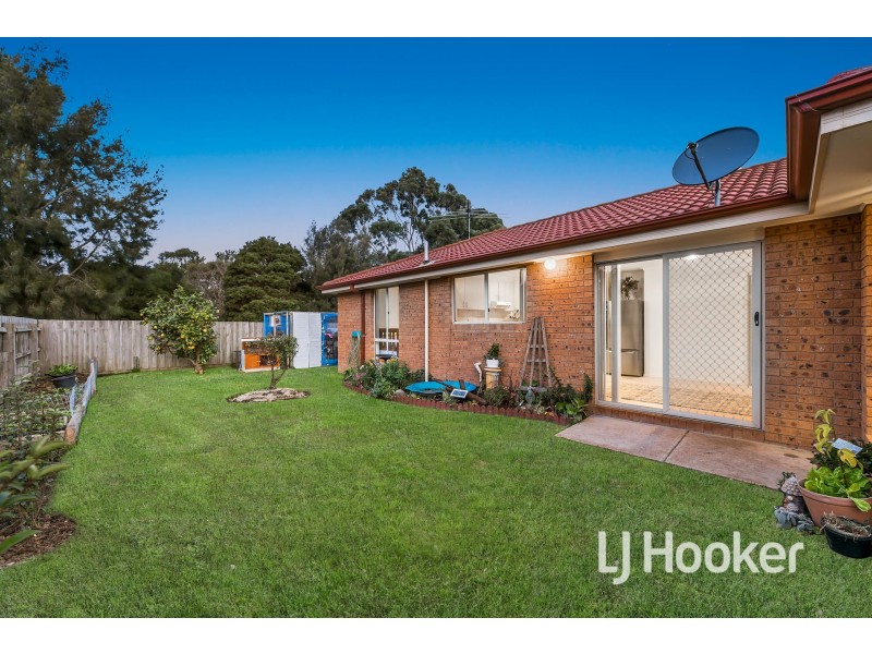 18 Rossi Close, Pakenham VIC 3810