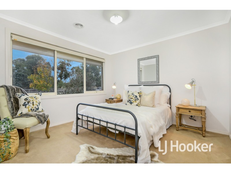 23 Markbeech Crescent, Officer VIC 3809