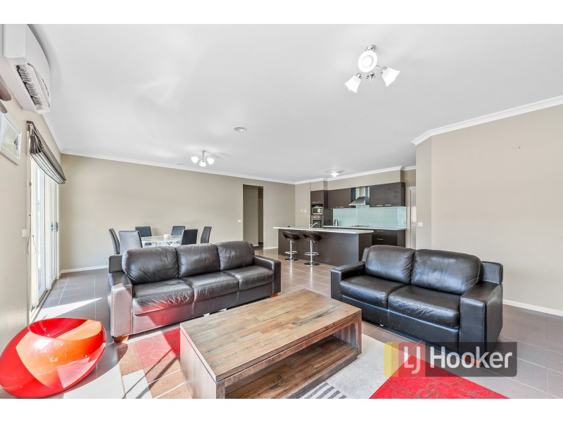 94 Arena Parade, Officer VIC 3809