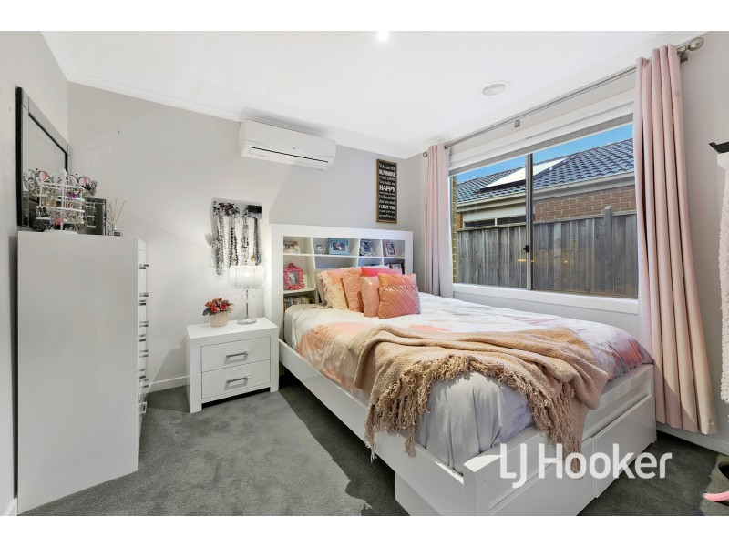 16 Arden Avenue, Pakenham VIC 3810