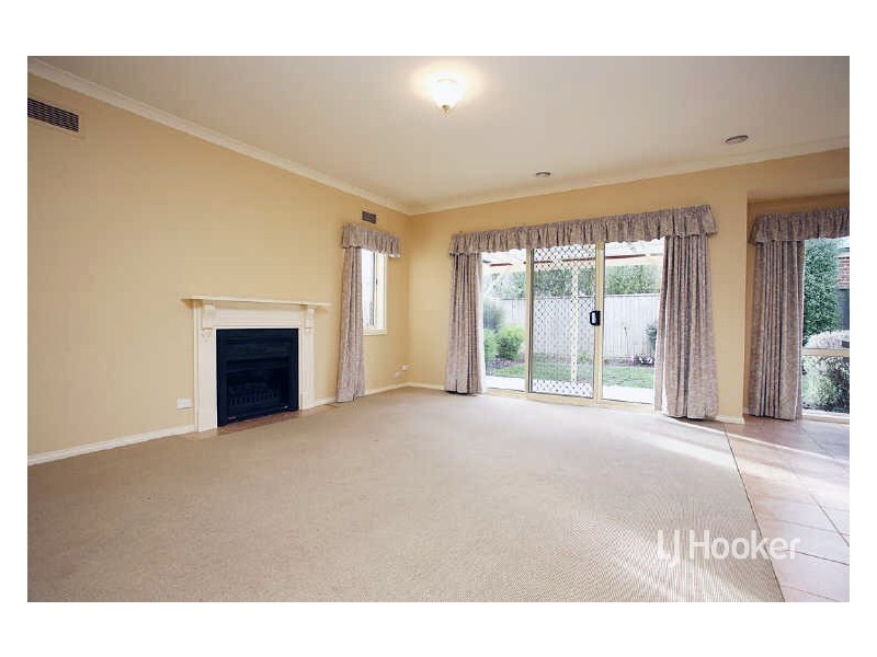 1 Willowbank Pocket, Pakenham VIC 3810