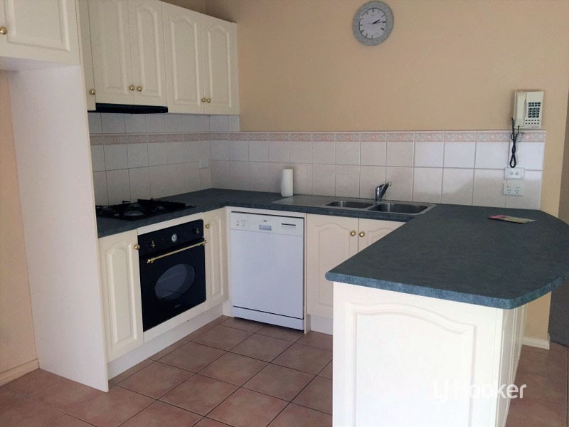 1 Willowbank Pocket, Pakenham VIC 3810