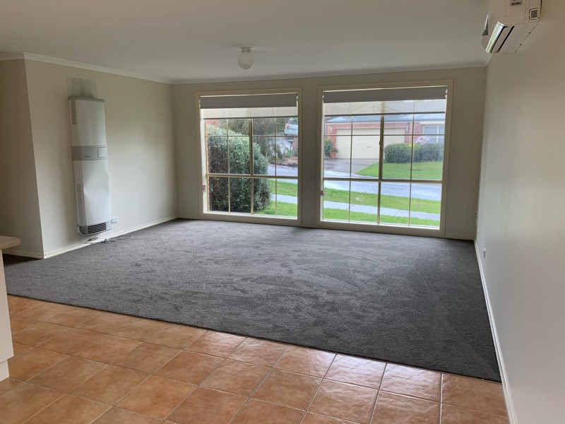 1 Kristina Court, Pakenham VIC 3810