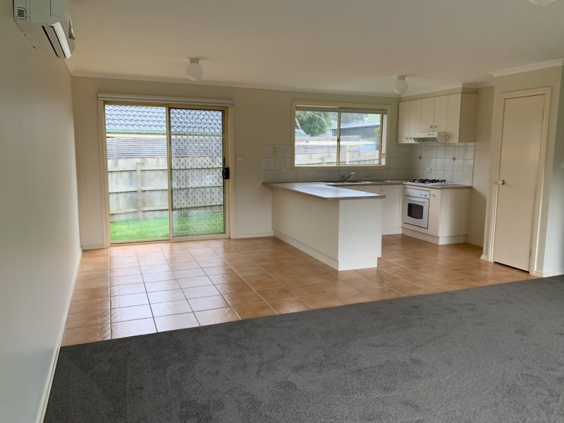 1 Kristina Court, Pakenham VIC 3810