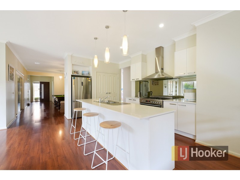 17 Ti-Tree Crescent, Officer VIC 3809