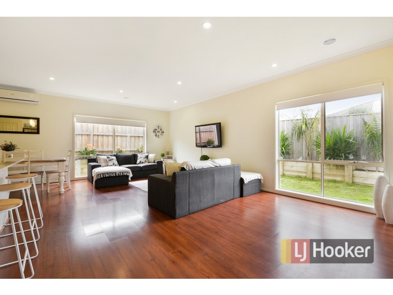 17 Ti-Tree Crescent, Officer VIC 3809