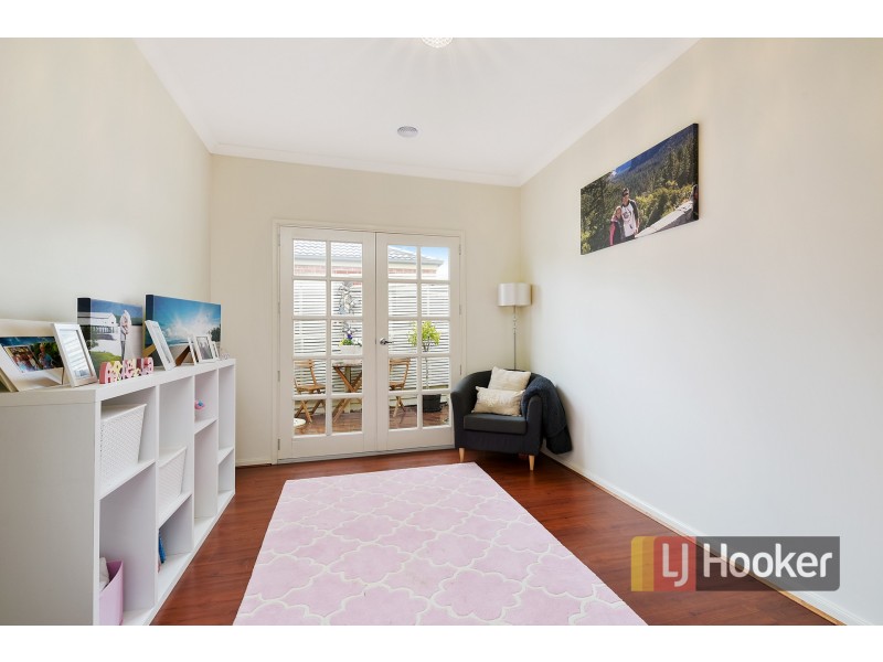 17 Ti-Tree Crescent, Officer VIC 3809