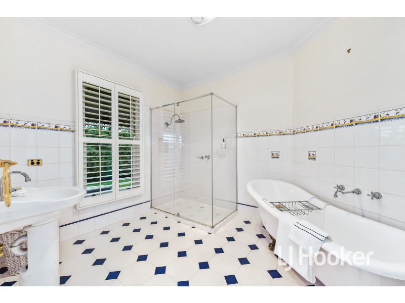 365 Hall Road, Pakenham VIC 3810