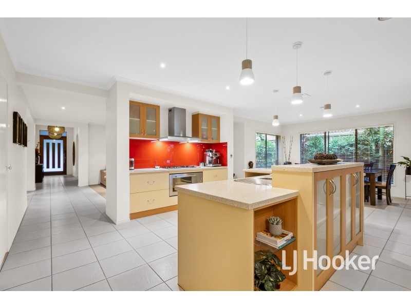 16 Sydney Street, Narre Warren South VIC 3805