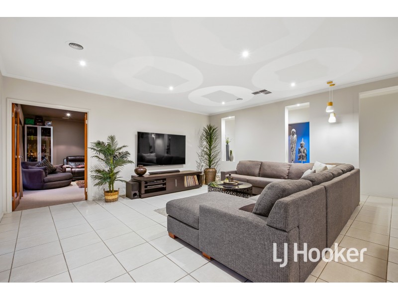 16 Sydney Street, Narre Warren South VIC 3805