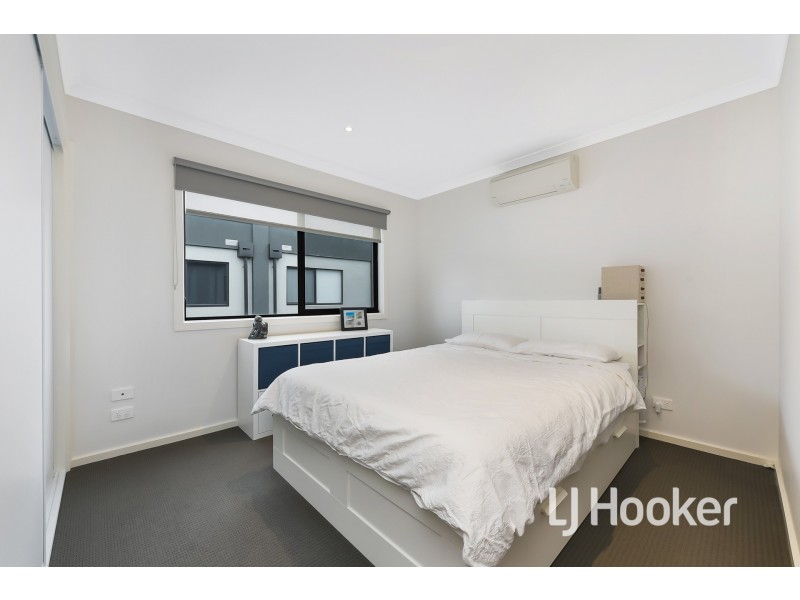 10 Rubus Way, Pakenham VIC 3810