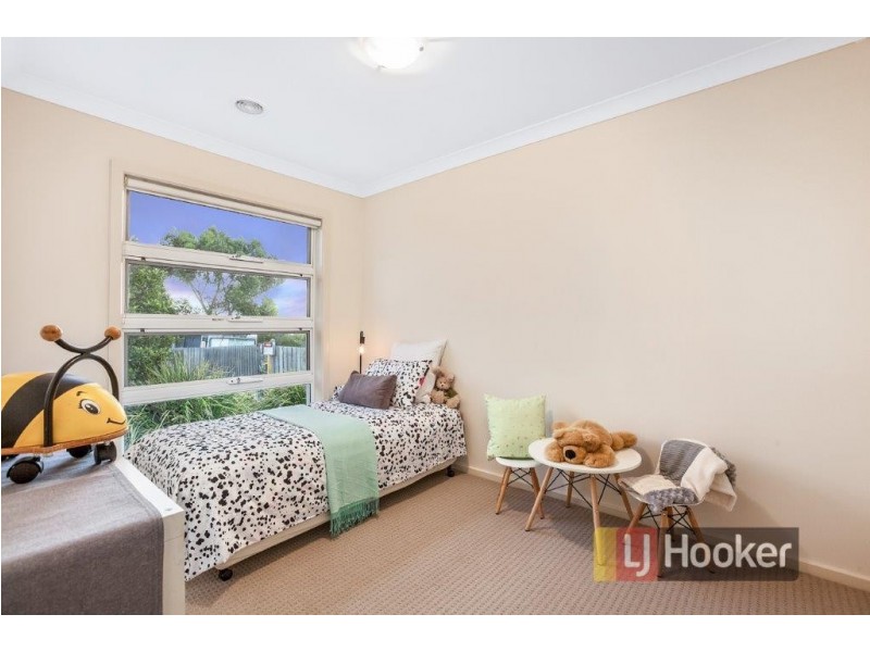 26 Caspian Chase, Pakenham VIC 3810