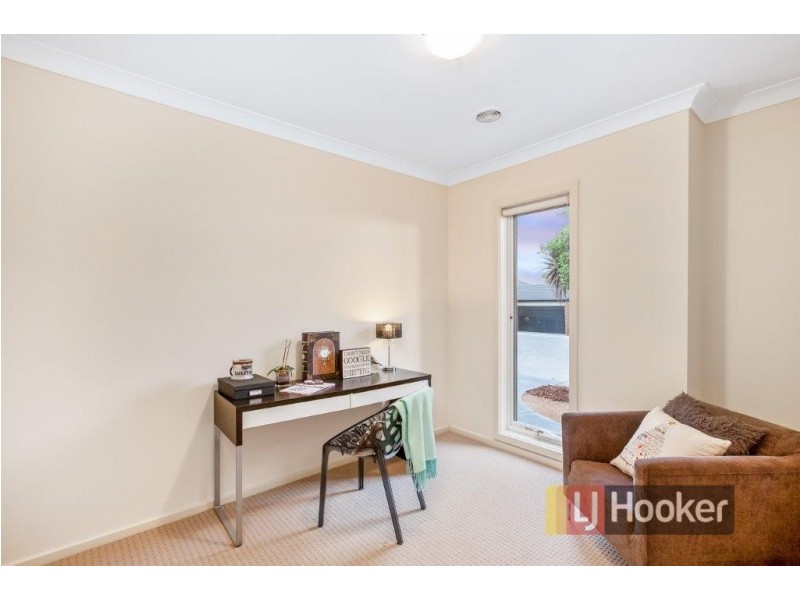 26 Caspian Chase, Pakenham VIC 3810