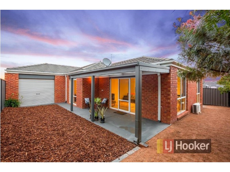 26 Caspian Chase, Pakenham VIC 3810
