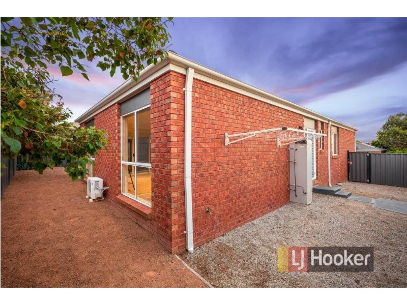 26 Caspian Chase, Pakenham VIC 3810
