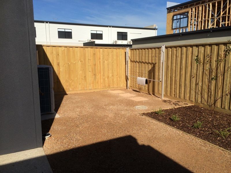 11 Hammond Cresent, Officer VIC 3809