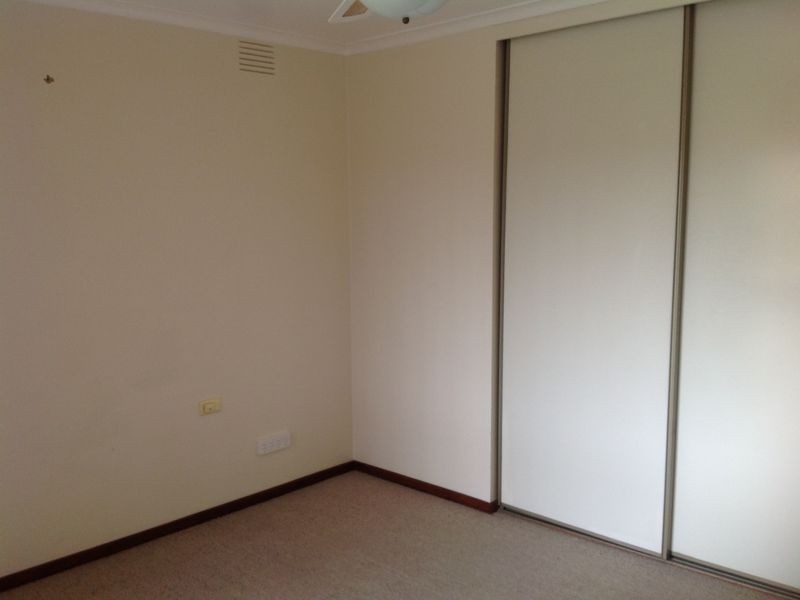 1/83 Henry Street, Pakenham VIC 3810