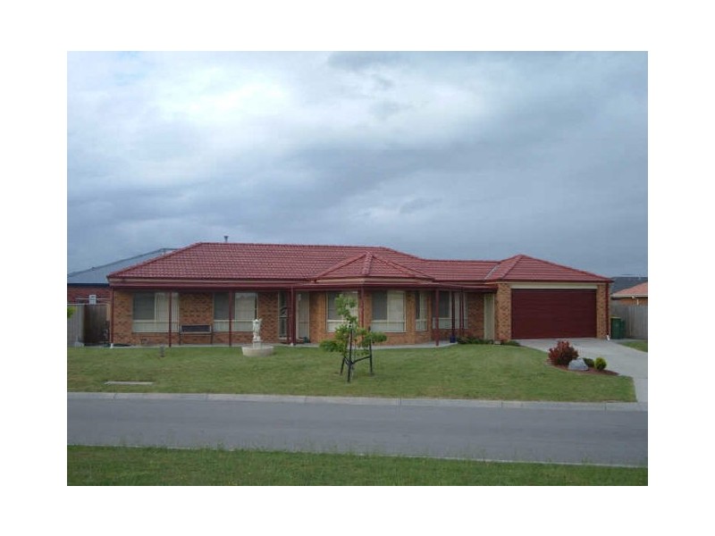 20 Grice Quadrant, Pakenham VIC 3810
