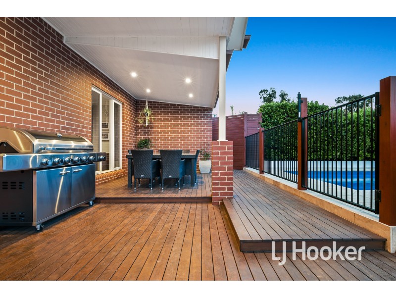 1 Silky Oak Court, Garfield VIC 3814