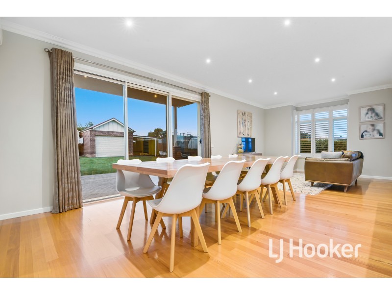 1 Silky Oak Court, Garfield VIC 3814
