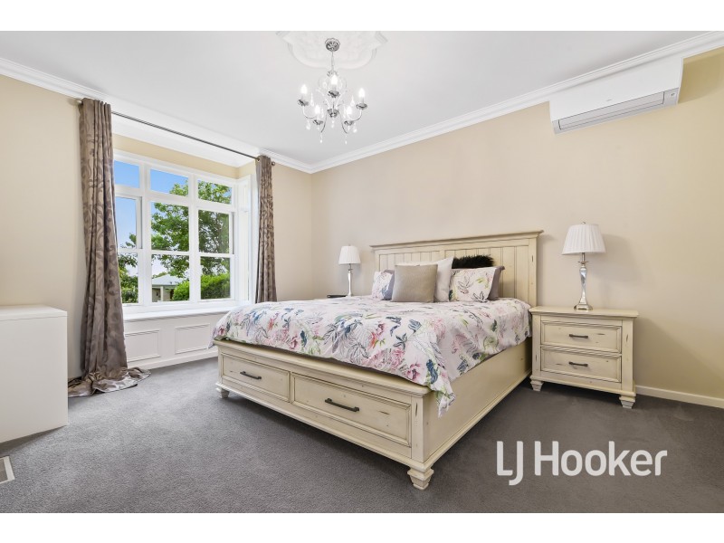 1 Silky Oak Court, Garfield VIC 3814
