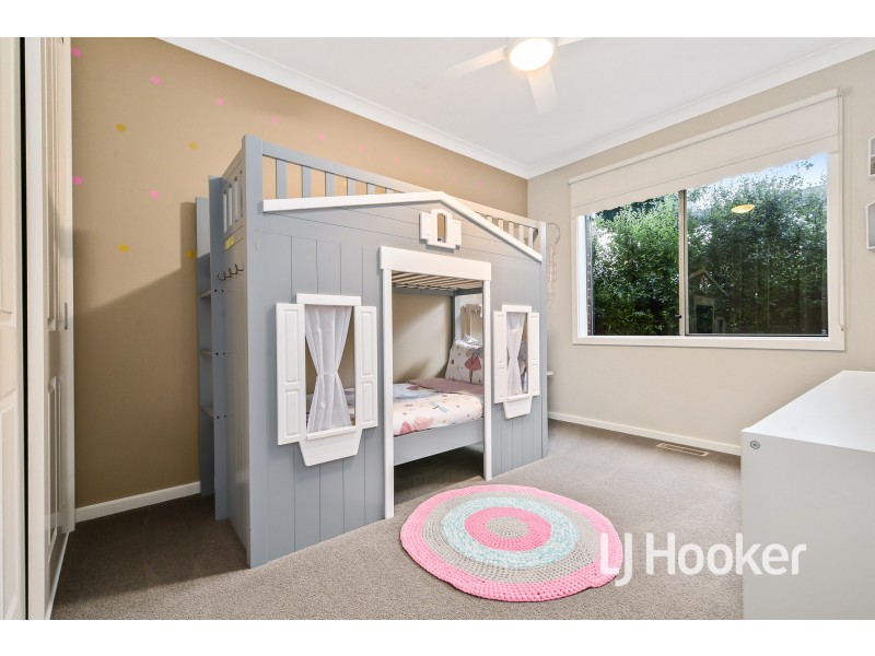 1 Silky Oak Court, Garfield VIC 3814
