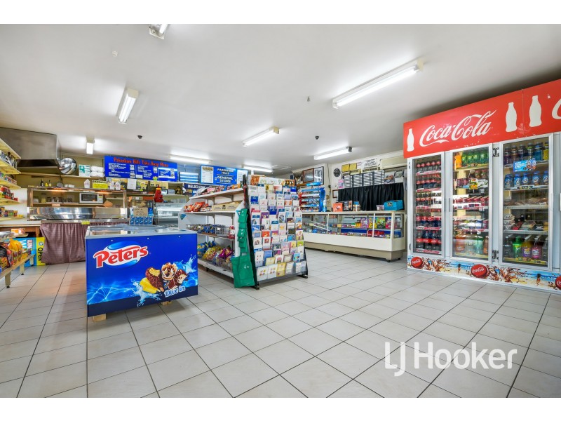 1 Leigh Drive, Pakenham VIC 3810