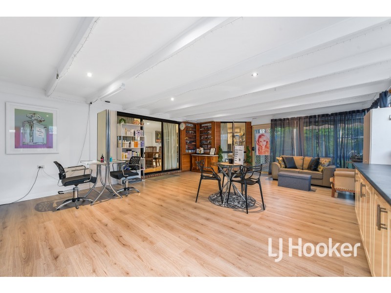 120 Mcgregor Road, Pakenham VIC 3810