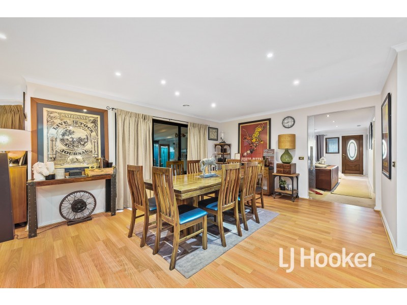 120 Mcgregor Road, Pakenham VIC 3810