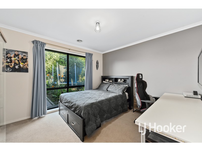 120 Mcgregor Road, Pakenham VIC 3810