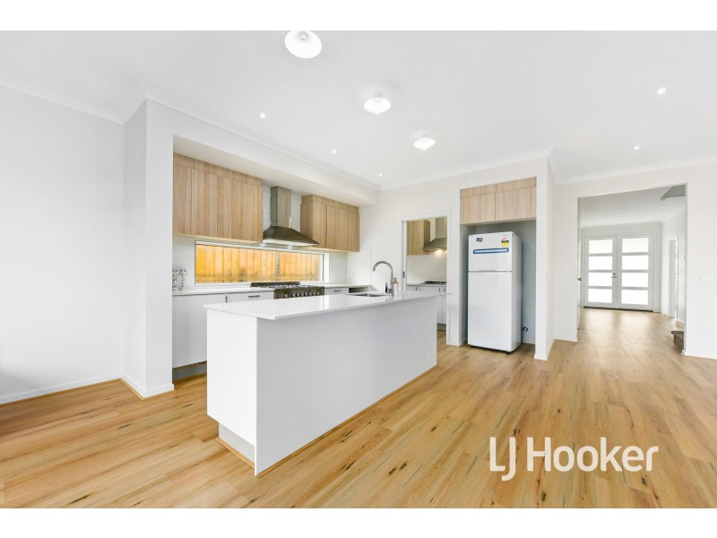 22 Swift Drive, Officer VIC 3809