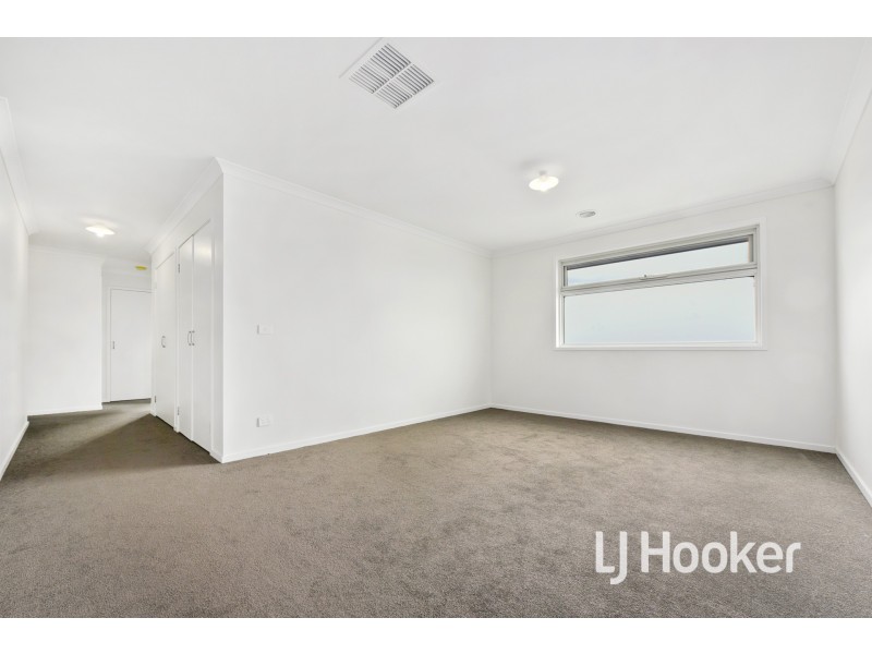 22 Swift Drive, Officer VIC 3809