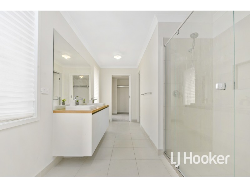 22 Swift Drive, Officer VIC 3809