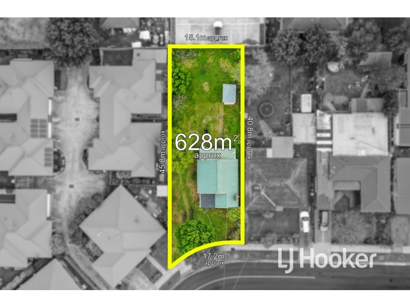 4 Snodgrass Street, Pakenham VIC 3810
