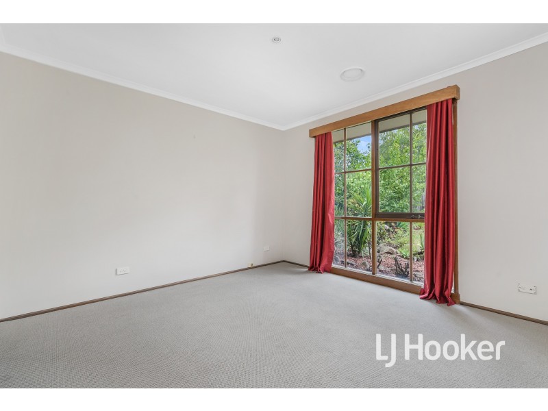 3 Anita Place, Pakenham VIC 3810