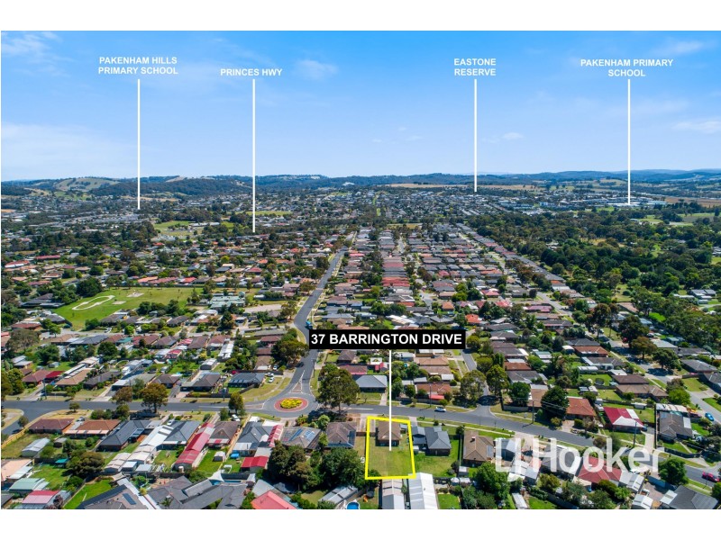 37 Barrington Drive, Pakenham VIC 3810