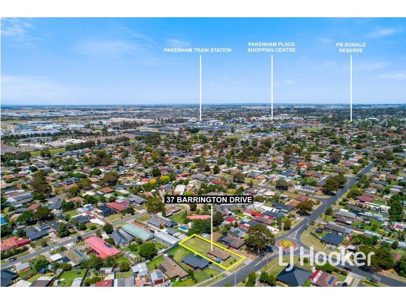 37 Barrington Drive, Pakenham VIC 3810