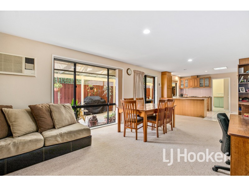 1 Andrew Court, Pakenham VIC 3810