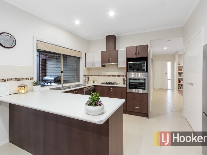 5 Perry Court, Pakenham VIC 3810