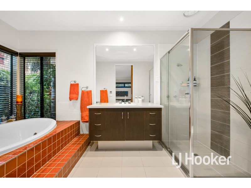 16 Sydney Street, Narre Warren South VIC 3805