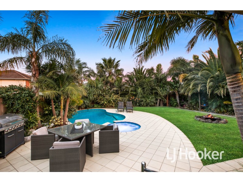 16 Sydney Street, Narre Warren South VIC 3805