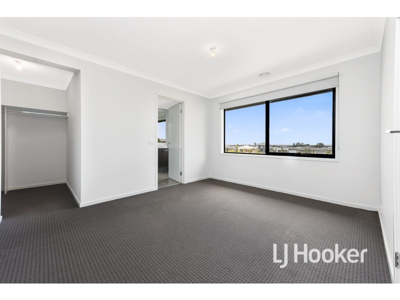 21 Biggs Drive, Officer VIC 3809