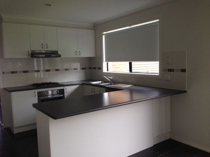 14 Samchelle Place, Pakenham VIC 3810