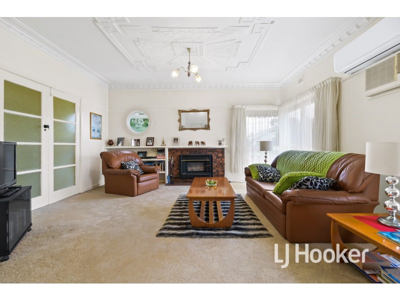 11 Charles Street, Koo Wee Rup VIC 3981