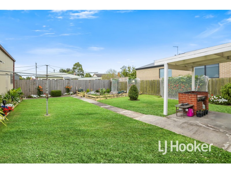 11 Charles Street, Koo Wee Rup VIC 3981