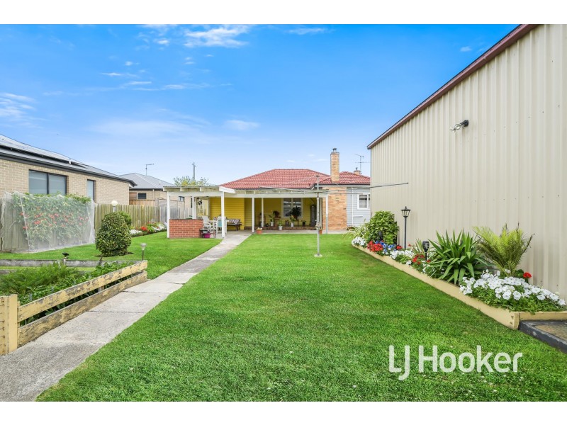 11 Charles Street, Koo Wee Rup VIC 3981
