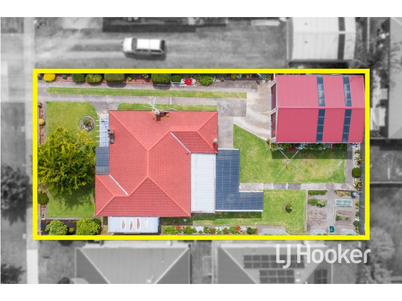 11 Charles Street, Koo Wee Rup VIC 3981
